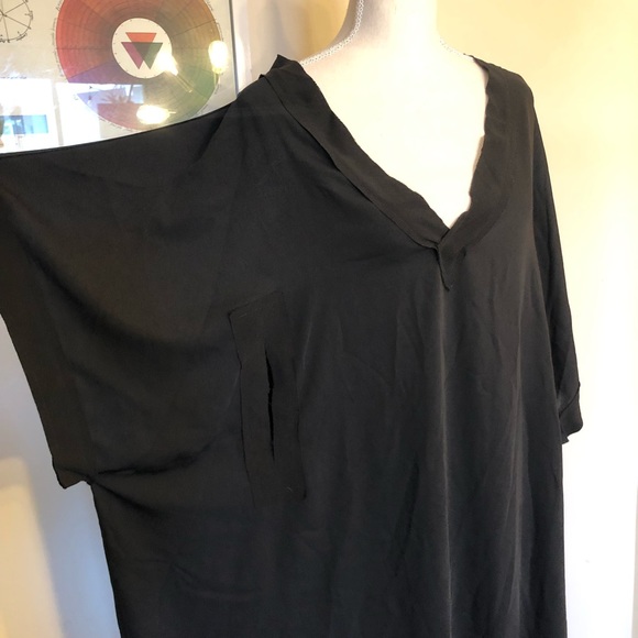 Making the Cut Black Loose Dress - Picture 13 of 13